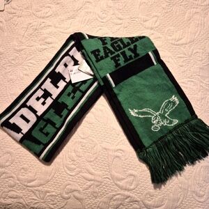 Philadelphia Eagles men's scarf green, black & white NEW